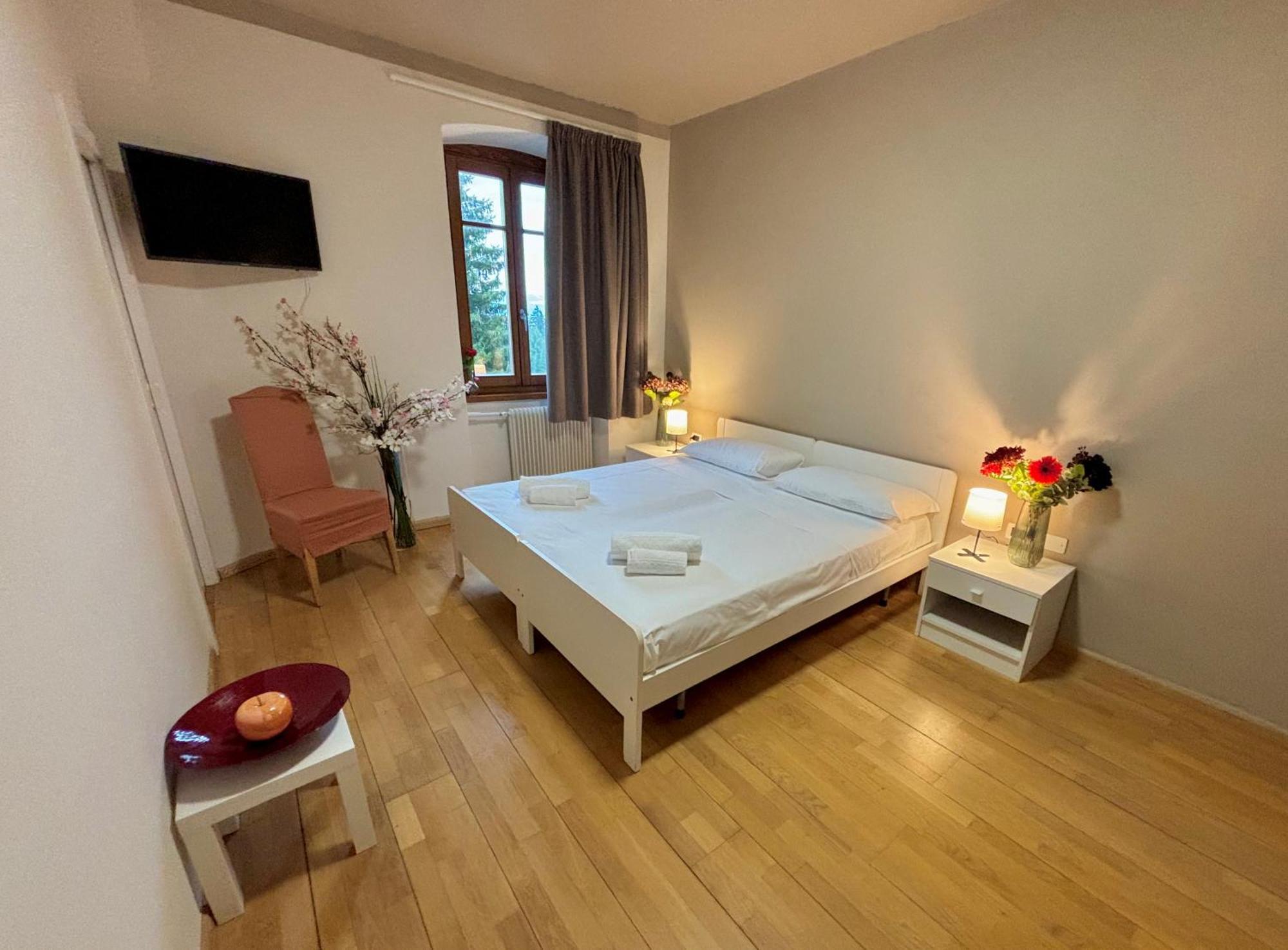 Hotel Corno Bianco 노바포넨테 외부 사진