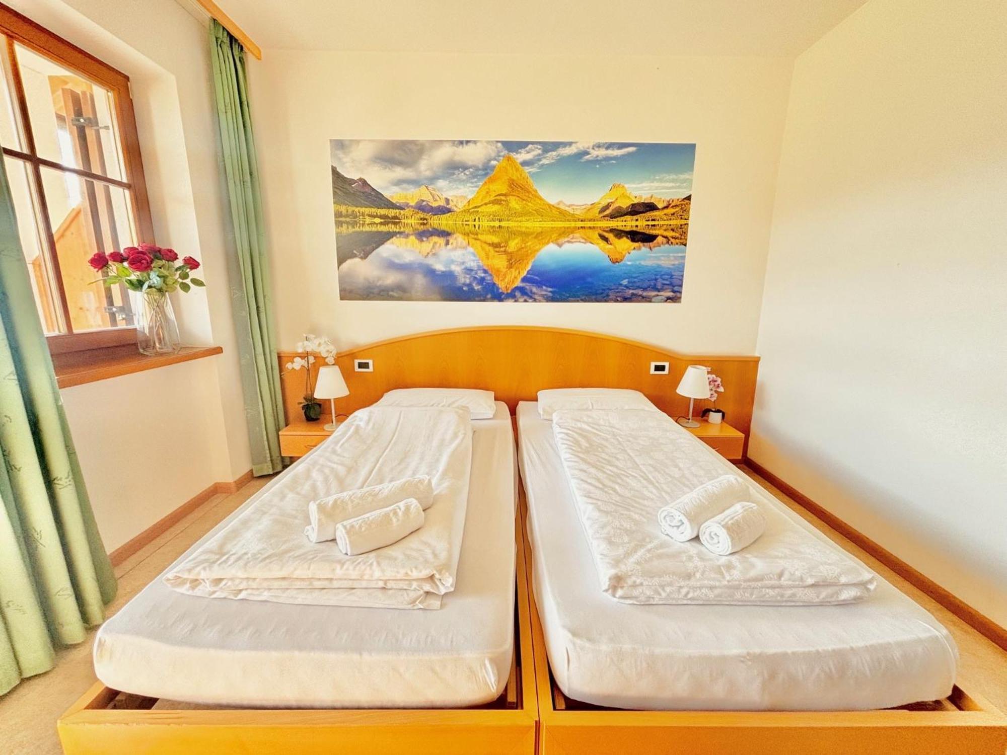 Hotel Corno Bianco 노바포넨테 외부 사진